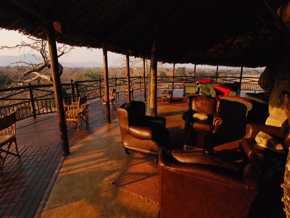 Ruaha River Lodge - Lounge&Deck 